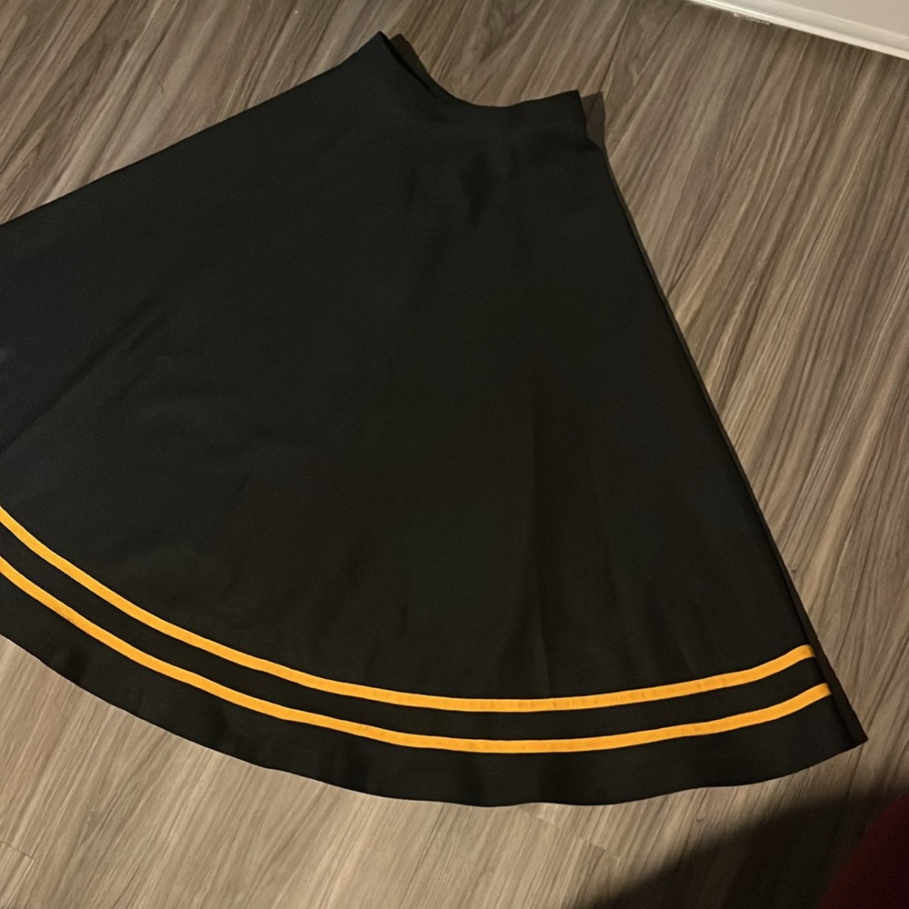 Vintage black circle skirt